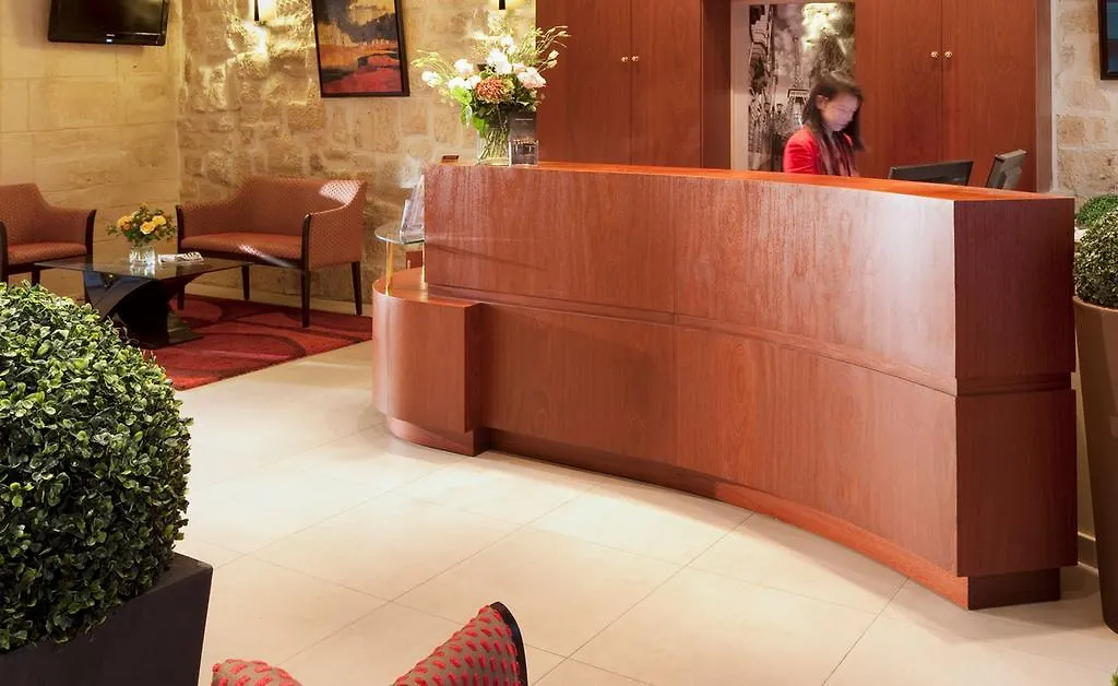 Hotel 85 Saint Honore Paris