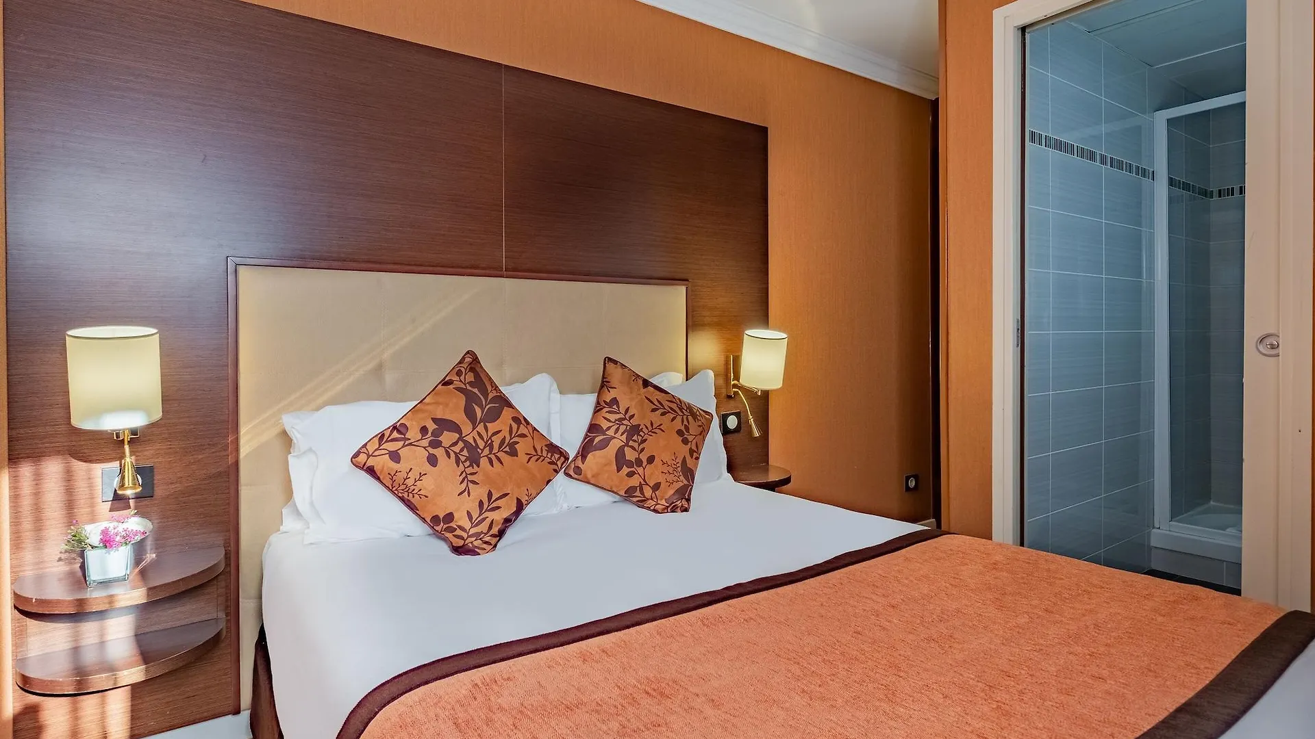 Hotel 85 Saint Honore Paris